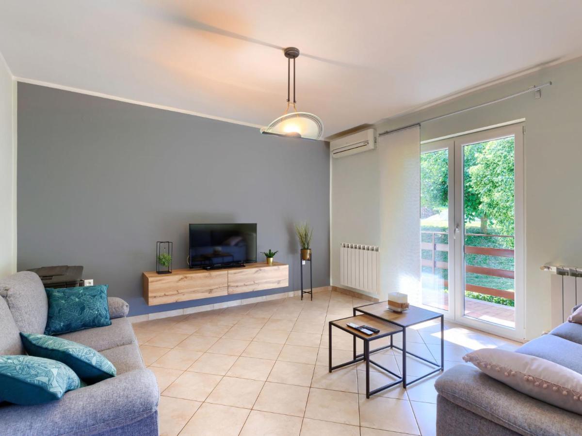 Holiday Home Karlo - IPC102 Pićan Dış mekan fotoğraf