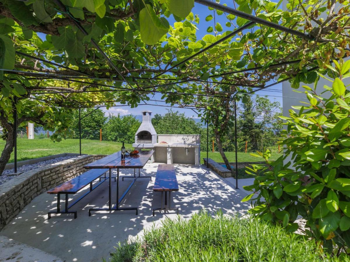 Holiday Home Karlo - IPC102 Pićan Dış mekan fotoğraf