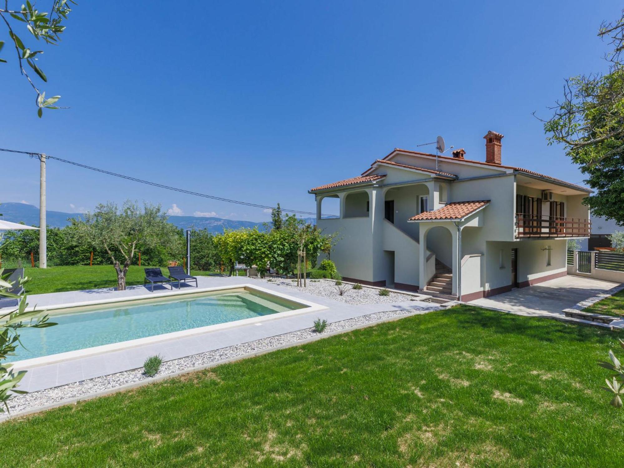 Holiday Home Karlo - IPC102 Pićan Dış mekan fotoğraf